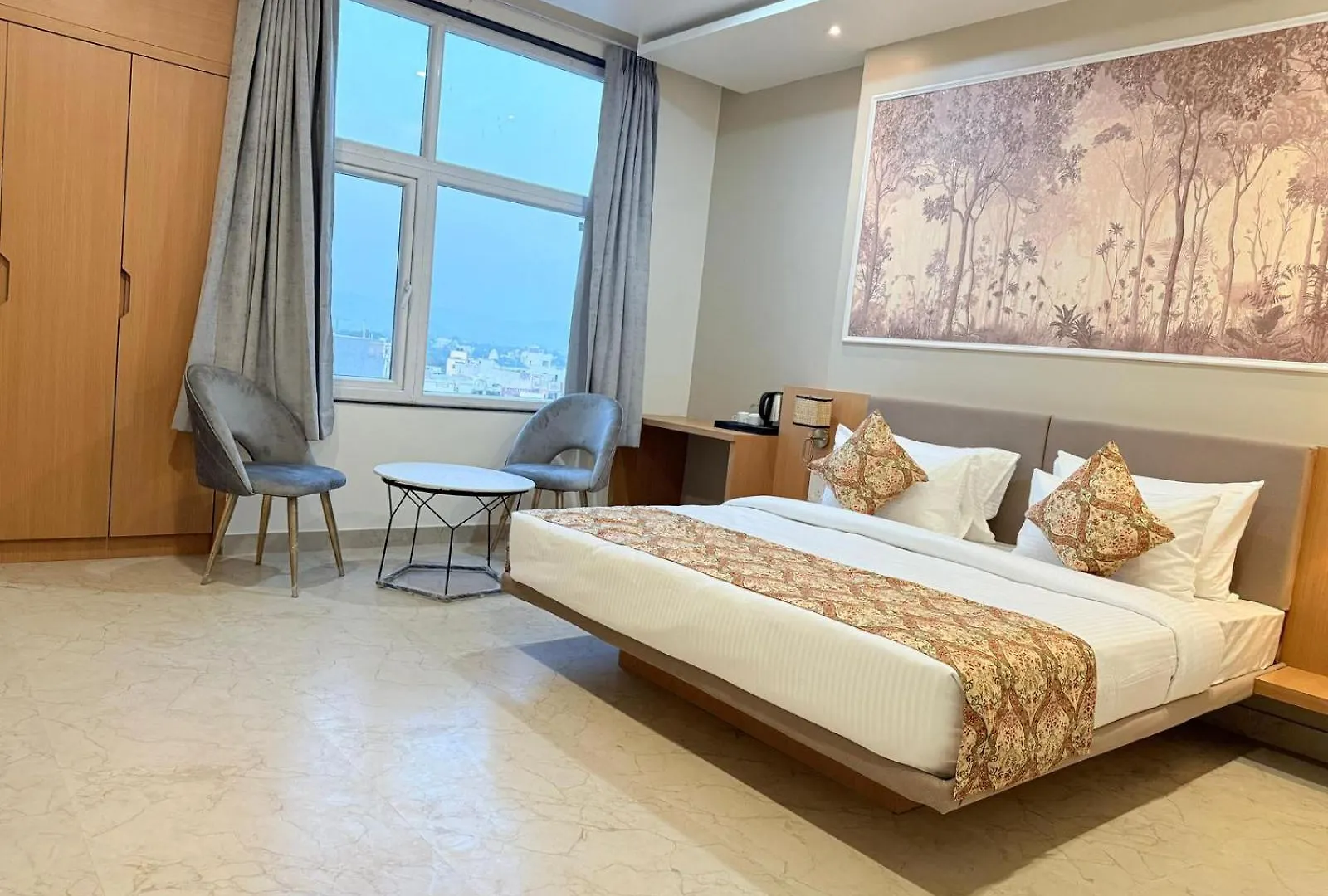 Hotel Aura By Arihant Udaipur