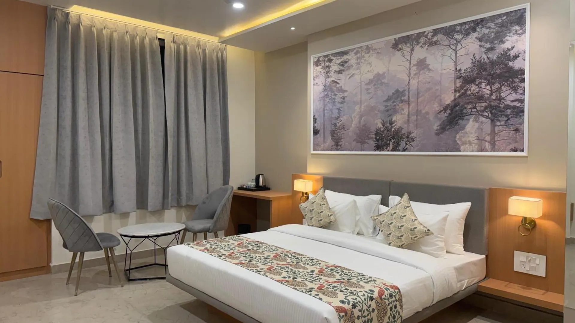Hotel Aura By Arihant Udaipur 3*,